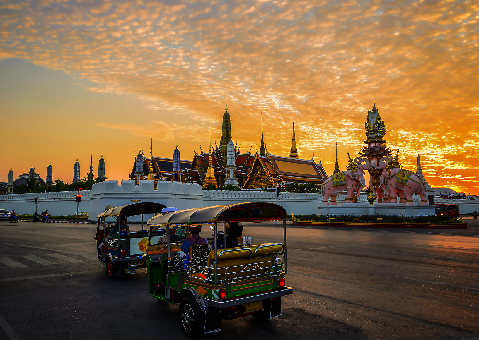 Tajemnice Bangkoku Biuro podróży Goforworld by Kuźniar